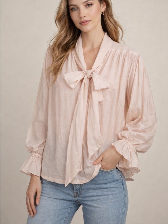 The Tailor & His Lover Tops - The Tailor & His Lover Bow Bow Shirt Oversized Fit In Pale Pink Size S